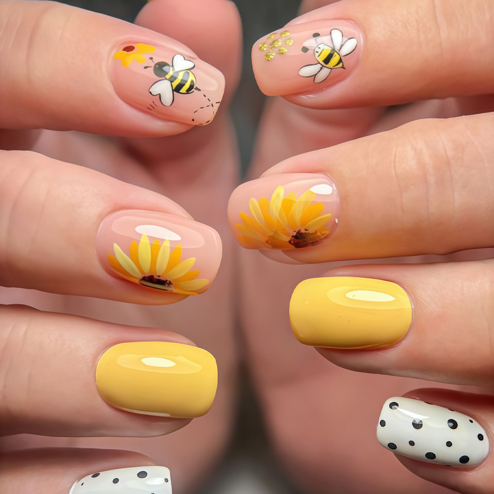 Pressed Flower Art - Short Square fake nails for women