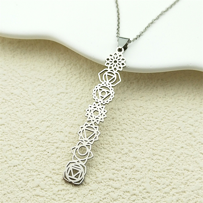 Yoga 7 Chakra Birth Flower Pen - Birth Flower Necklace recension och pris