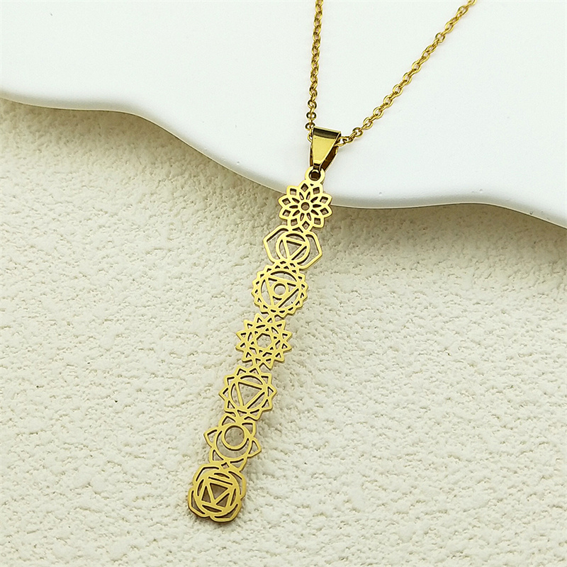 Yoga 7 Chakra Birth Flower Pen - Birth Flower Necklace recension och pris