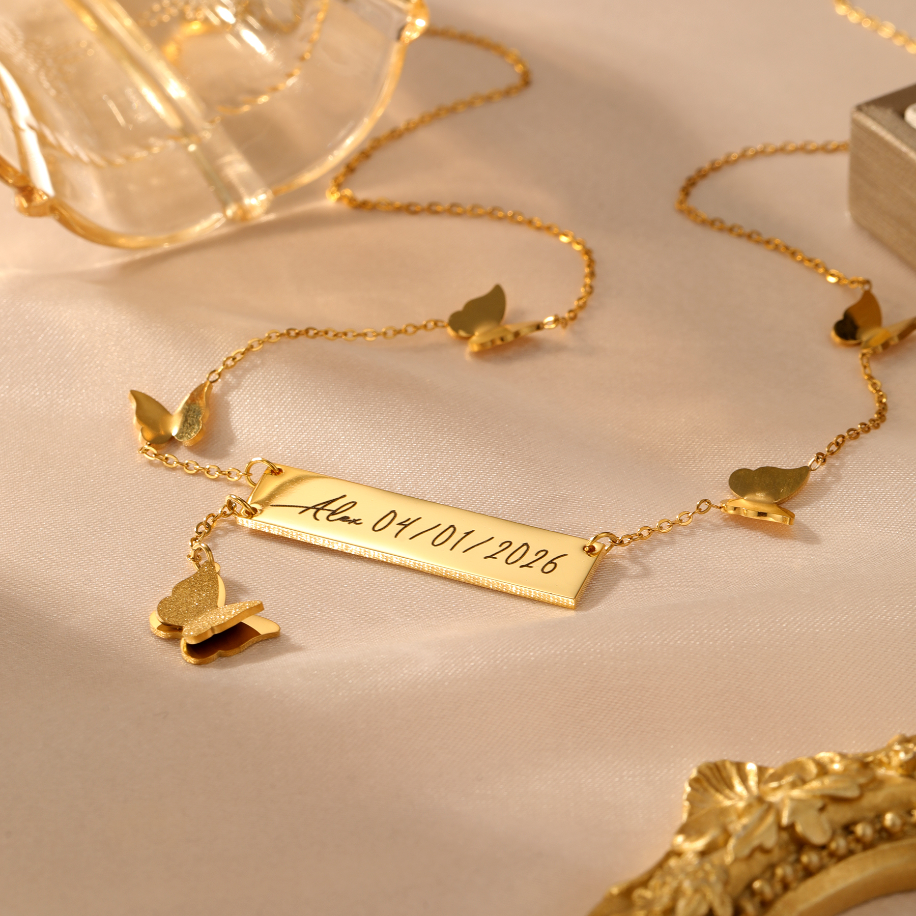 Personalized Butterfly Bar Nam - Handwriting Necklace Bar recension och pris