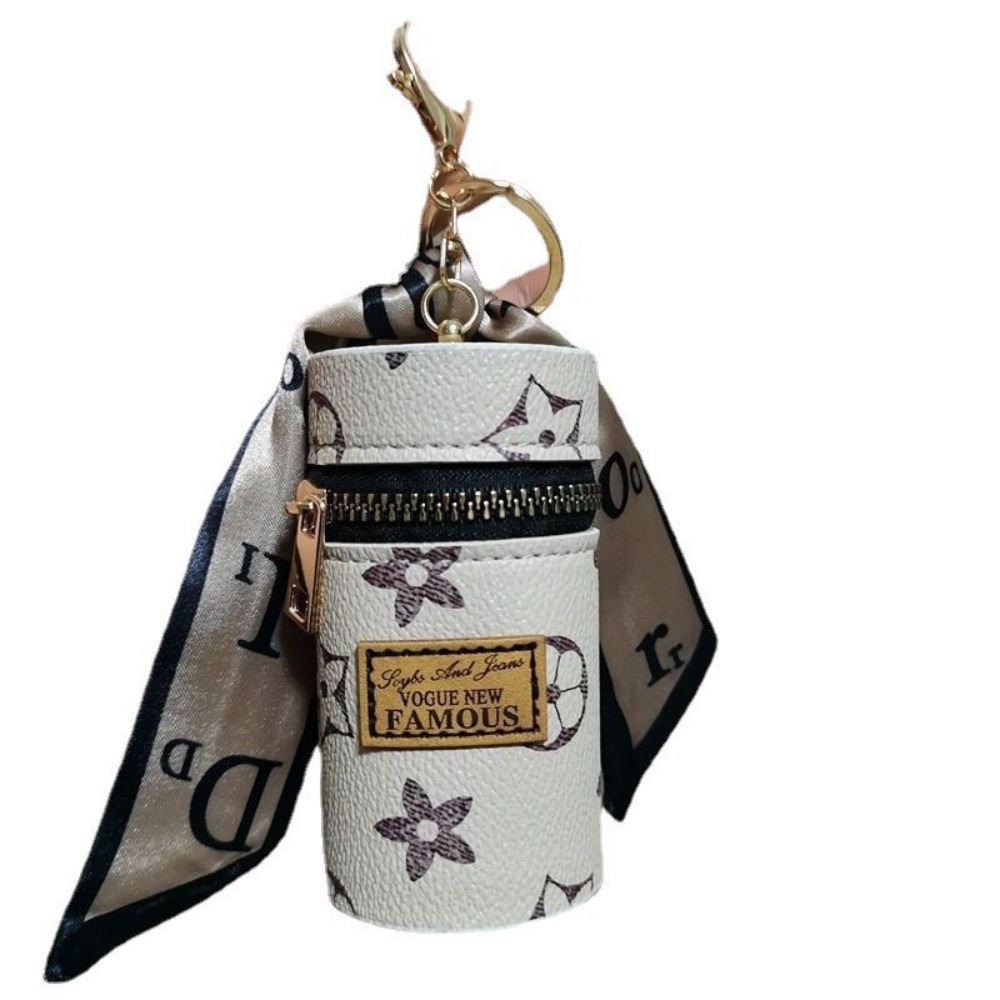 White Monogram Floral Print Cy - Monogram Keychain Leather recension och pris