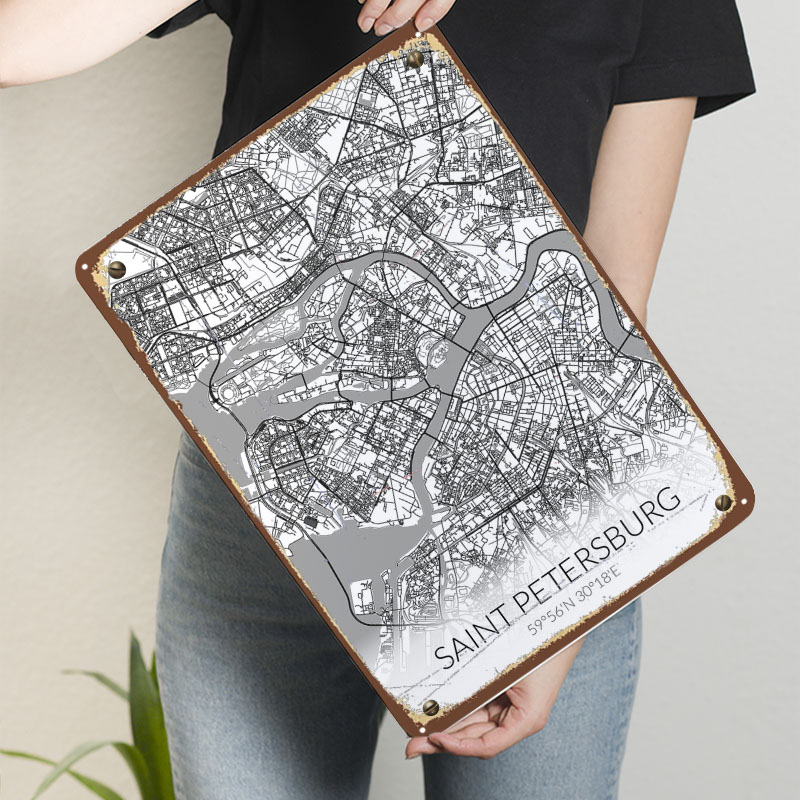 Saint Petersburg White Map Tin - Custom Map Poster recension och pris